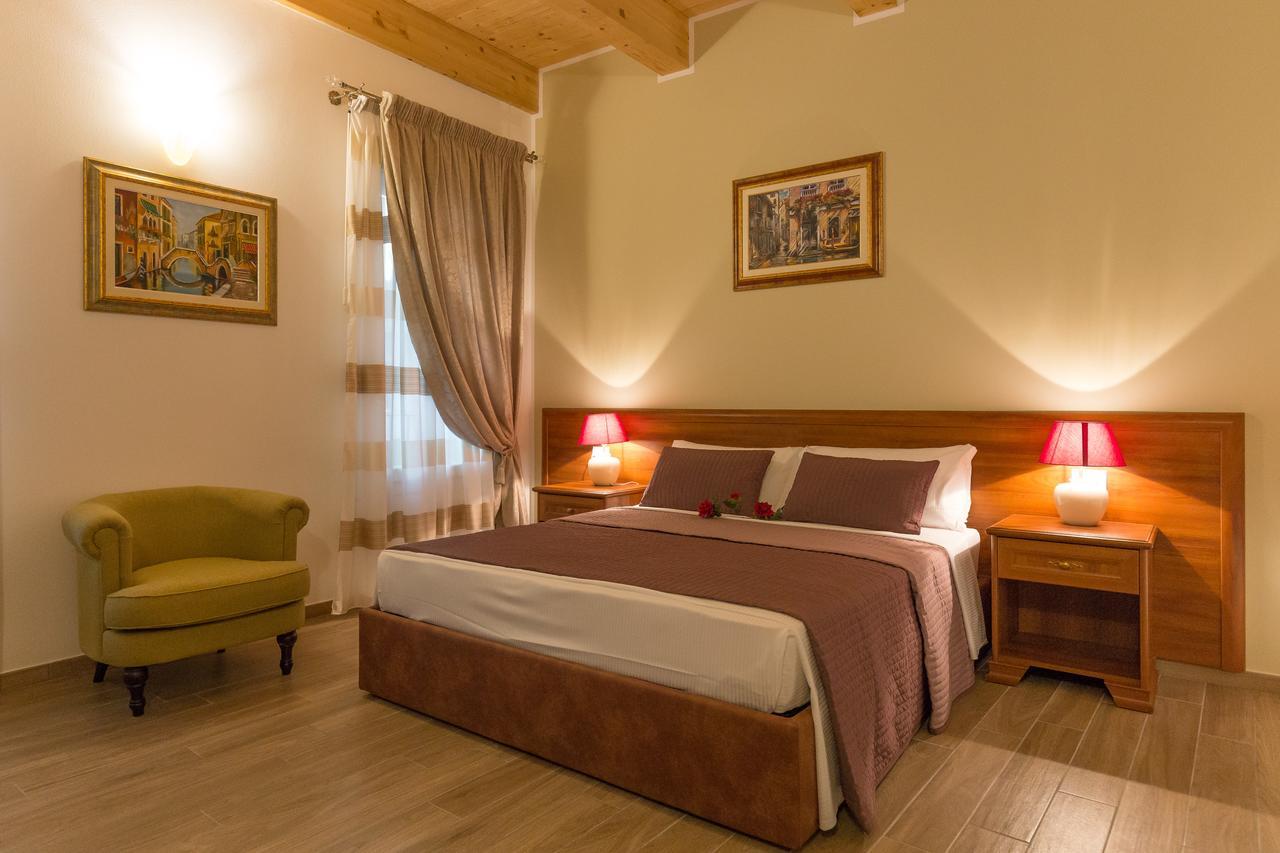 Villa Cavour Комаккьо Номер фото